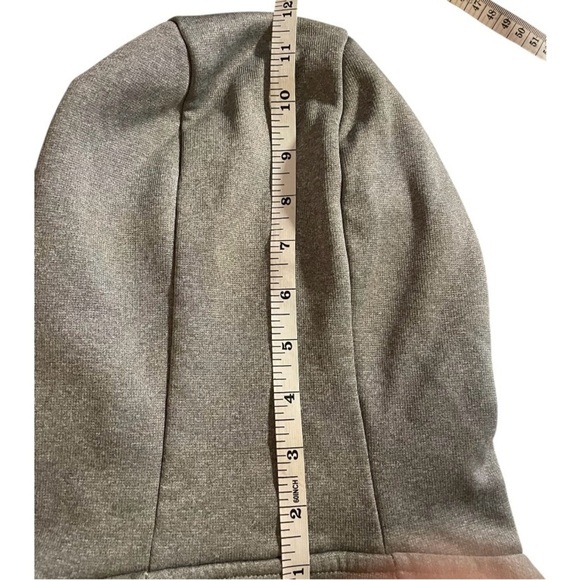 Nike Gray and Black Sweatshirt Hoodie - Picture 8 of 9